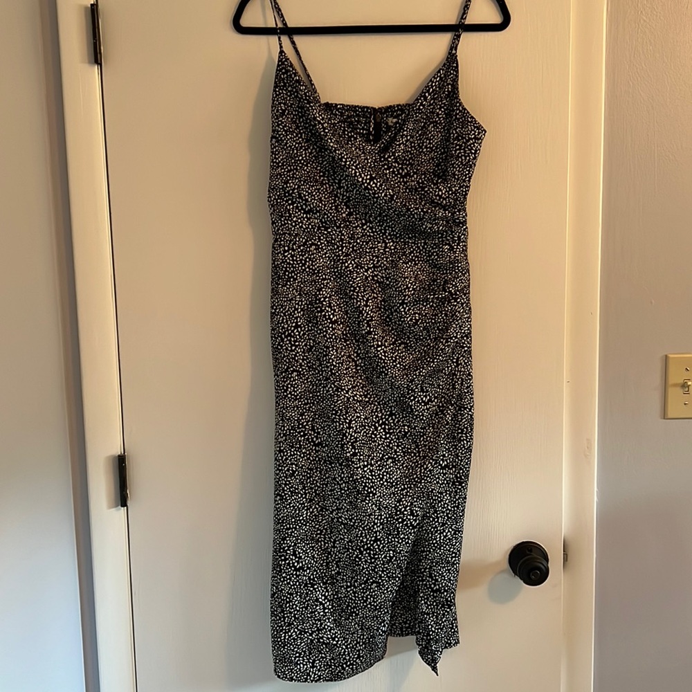 Abercrombie black midi dress